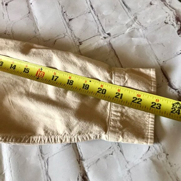 Devon & Jones Chambray Woman’s Shirt Size Medium Embroidered Horses - Picture 9 of 9